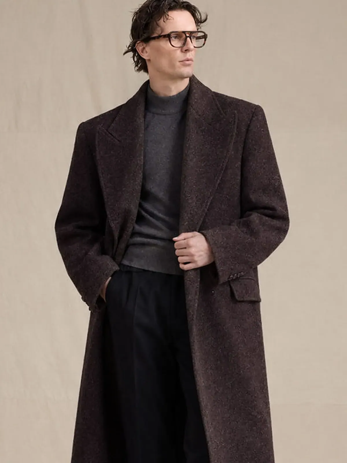 Пальто честерфилд 237009 из шерсти 880 г/м на модели